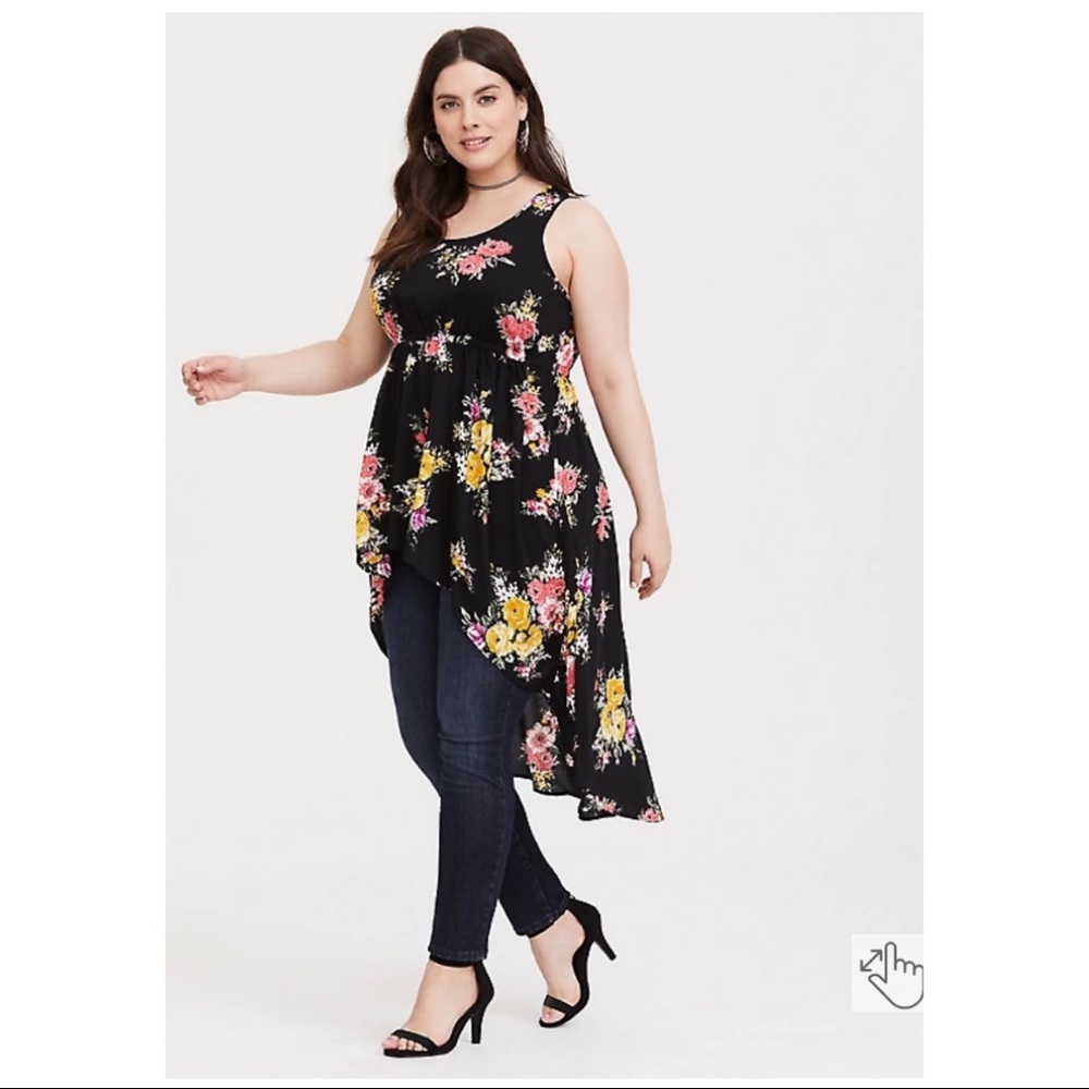 Torrid Hi Lo Sleeveless Black Floral Top Size 4